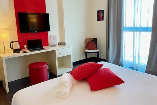 2 hotel ibis styles melegnano camera 9 600x400 1 an hotels - milano business hotels di design a milano - an hotels Una delle nostre confortevoli stanze dell'an hotel melegnano