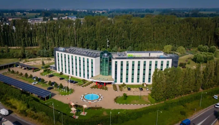 An-hotel-milano-settala-veduta-alto-1